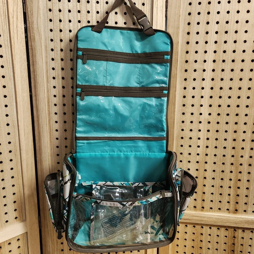 Thirty One 31 Bag Travel Shower Caddy Bag With Bottles Side Pockets Hang Storage - Picture 9 of 10